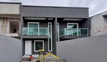 Sobrado à venda na Cidade Industrial, Curitiba-PR: 3 quartos, 1 sala, 2 banheiros e 92m² - Imperdível oportunidade!