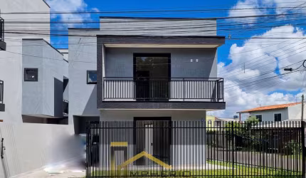 Imperdível oportunidade: Casa à venda em Curitiba-PR, bairro Tatuquara, 2 quartos, 1 sala, 2 banheiros e 67,50 m²!