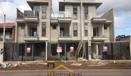 Casa com 4 quartos à venda na Rua Lupionópolis, 240, Sítio Cercado, Curitiba por R$ 539.000