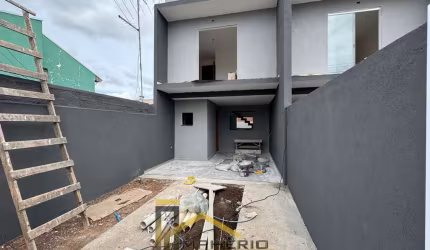 Casa com 3 quartos à venda na Rua Salim Salomão, 70, Sítio Cercado, Curitiba por R$ 399.893