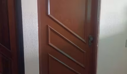 Apartamento à venda na Cidade Industrial, Curitiba-PR: 2 quartos, 1 sala, 1 banheiro, 1 vaga de garagem, 52m² de área.