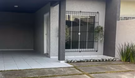 Imperdível! Casa à venda em Araucária-PR, bairro Iguaçu, 3 quartos, 1 suíte, 1 sala, 2 banheiros, 134m² de área.