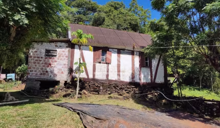 Sítio com açudes e riacho à venda em Presidente Lucena RS