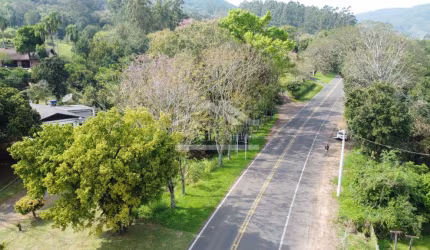Excelente área comercial às margens da BR 116 em Picada Café na Serra Gaúcha
