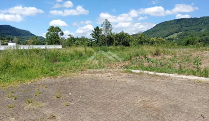 Amplo terreno à venda no centro de Picada Café na Serra Gaúcha
