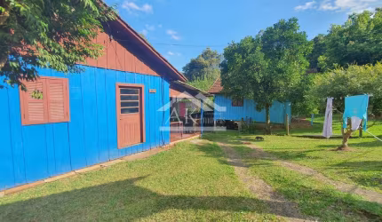 Duas casas com 2 quartos cada, à venda em Picada Café na Serra Gaúcha