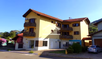Apartamento com piscina a venda no centro de Picada Café, na Serra Gaúcha