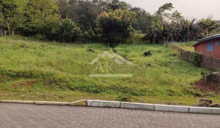 Terrenos urbanos com bela vista à venda em Picada Café na Serra Gaúcha