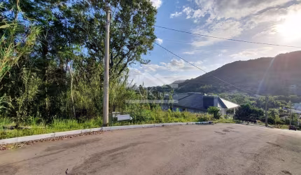 Terreno com vista, a venda, no centro de Picada Café, na Serra Gaúcha