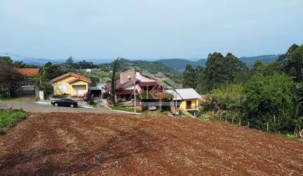 Belo terreno à venda na cidade de Linha Nova, na Serra Gaúcha