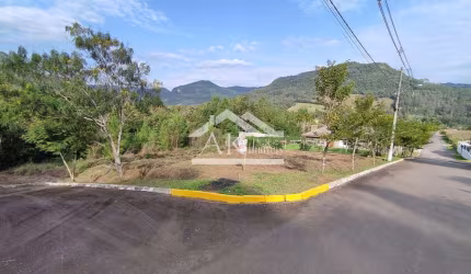 Lindo terreno de esquina com vista a venda em Picada Café na Serra Gaúcha