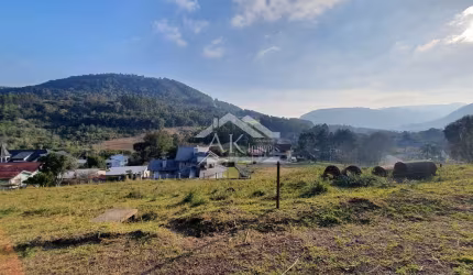 Terreno amplo com linda paisagem a venda em Picada Café, na Serra Gaúcha