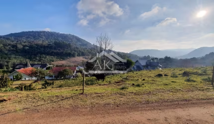 Terreno em declive e arborizado a venda em Picada Café, na Serra Gaúcha