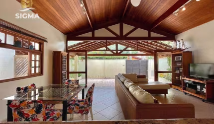 Casa na praia com 4 suítes - Jardim Albamar, Guarujá.