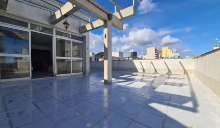 Cobertura com 3 dormitórios à venda, 200 m² por R$ 2.000.000,00 - Pitangueiras - Guarujá/SP