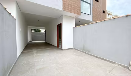 Sobrado com 2 suítes à venda, 123 m² por R$ 575.000 - Enseada - Guarujá/SP.