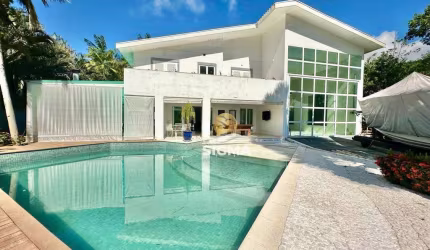 Casa com 4 Suítes à venda, 650 m² por R$ 7.500.000 - Marina Guarujá - Guarujá/SP.
