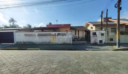 Casa em Centro  -  Navegantes