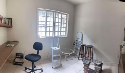 Casa à Venda no Engenho do Mato