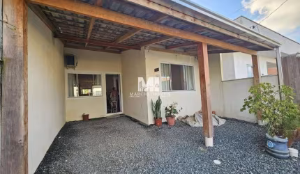 Casa com 2 quartos à venda no Itajubá, Barra Velha , 80 m2 por R$ 450.000
