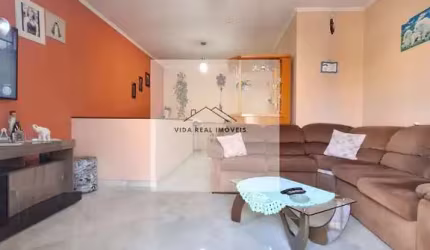 Casa em Ayrosa  -  Osasco