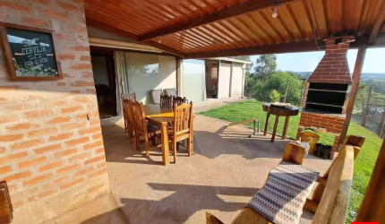 Chácara à venda no Vale das Cigarras em Santa Bárbara d'Oeste.