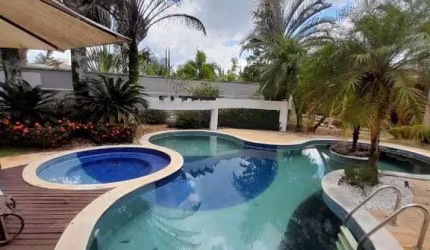 Casa à venda no Condomínio Residencial Altos da Represa com 4 quartos (3 suítes) e 4 vagas de garagem
