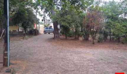 Chácara à venda no Jardim Geriva em Santa Bárbara d'Oeste.