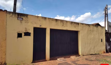 Casa (Edícula) à Venda no Jardim Dulce, Santa Bárbara d'Oeste com 2 Quartos (1 Suíte) e Garagem.