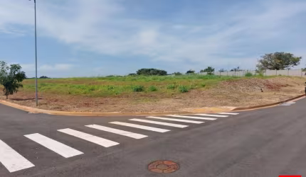 Terreno à Venda no Condomínio Parque Fortaleza em Americana com 36,07 m²