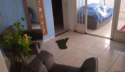Casa à venda no Jardim Gov. Mario Covas em Americana