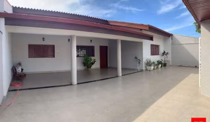 Casa à venda no Jardim Amélia em Americana