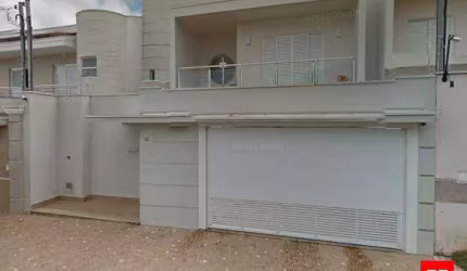 Casa à Venda no Jardim Flamboyant em Santa Bárbara d'Oeste
