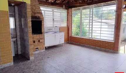 Imóvel com três casas conjuntas à Venda no Jardim Bela Vista, Nova Odessa