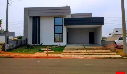 Casa ampla à venda no Jardim Recanto das Águas, Nova Odessa