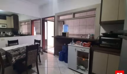 Casa ampla à venda no São Domingos, em Americana