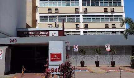 Sala Comercial à Venda no Centro Clínico Coriolano Ferraz do Amaral – Localização Estratégica em Piracicaba!
