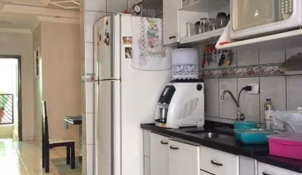 Sobrado à venda no Jardim das Orquídeas em Santa Bárbara d'Oeste com 2 quartos (1 suíte) e 4 vagas de garagem