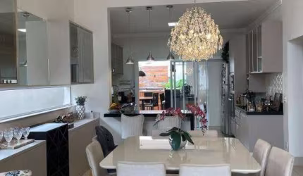 Casa à venda no Residencial Mac Knight em Santa Bárbara d'Oeste com 3 quartos (1 suíte) e 2 vagas de garagem