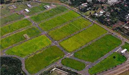 Terreno à Venda no Industrial Souza Queiroz em Limeira com 1.374,80 m²