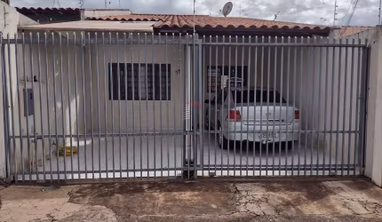 Casa à venda com 3 dormitórios (1 suíte)  -  Alto da Boa Vista, Londrina, PR