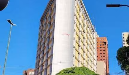 Ed. Júlio Fuganti - Sala à venda com 104m² por R$ 305.000,00 -  Centro, Londrina, PR