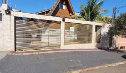 Casa à venda com 5 dormitórios (1 suíte), 280m² -  Santa Mônica, Londrina, PR
