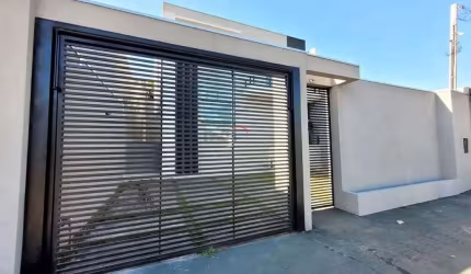 Casa à venda com 3 dormitórios ( 1 suíte), 2 vagas, 216 m² -  Califórnia, Londrina, PR