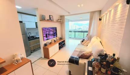 Apartamento à venda em Jacarepaguá-RJ: 2 quartos, 1 suíte, 2 salas, 2 banheiros, 1 vaga de garagem, 70m² de área. Adquira já!