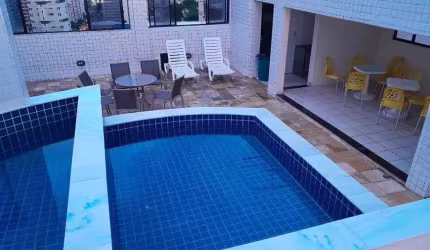 Apartamento para venda possui 98 metros quadrados com 3 quartos em Boa Viagem