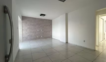 Apartamento para venda tem 105 metros quadrados com 3 quartos