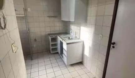 Apartamento para venda possui 66 metros quadrados com 3 quartos em Pina - Recife - PE