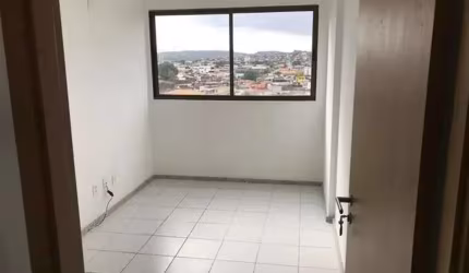 Apartamento para aluguel e venda possui 42 metros quadrados com 2 quartos