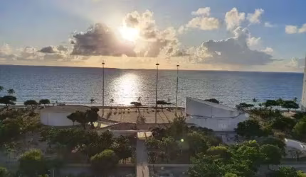 Apartamento para venda possui 110 metros quadrados com 3 quartos em Boa Viagem - Recife - PE